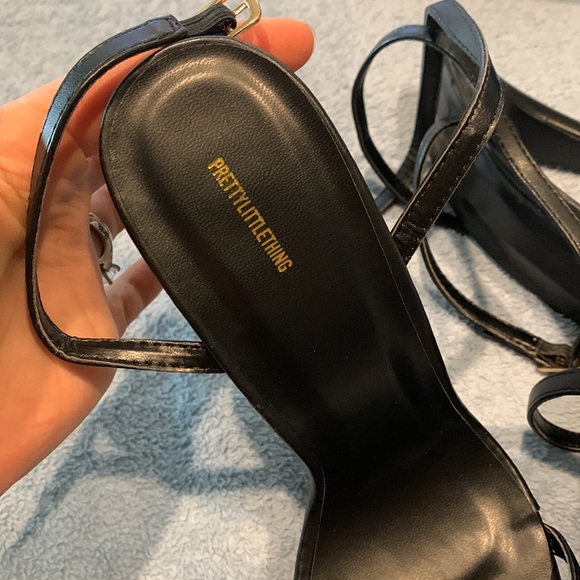 Pretty little things heels. Size 7. 6 inches including a 1 1/2 inch platform. - Picture 5 of 6